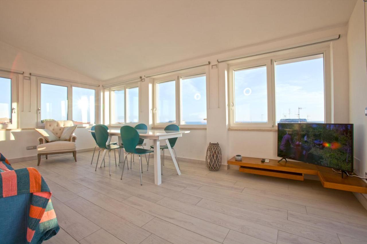 Surf And Windsurfer House Anzio Lägenhet Exteriör bild